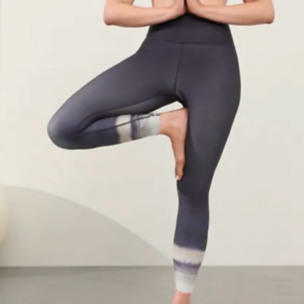 NWT Athleta ULTRA HIGH RISE Ombre Leggings
